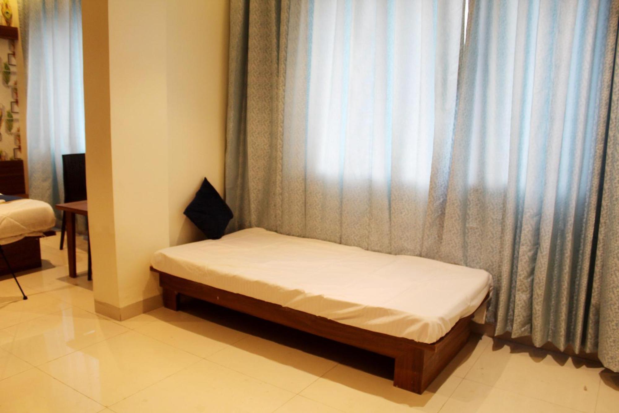 Hotel India Gate Narhe, Pune Ngoại thất bức ảnh